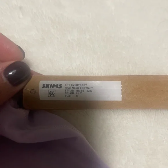 SKIMS Light Purple Bodysuit - Picture 4 of 4